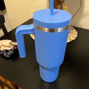 Hydrapeak 40 oz tumbler